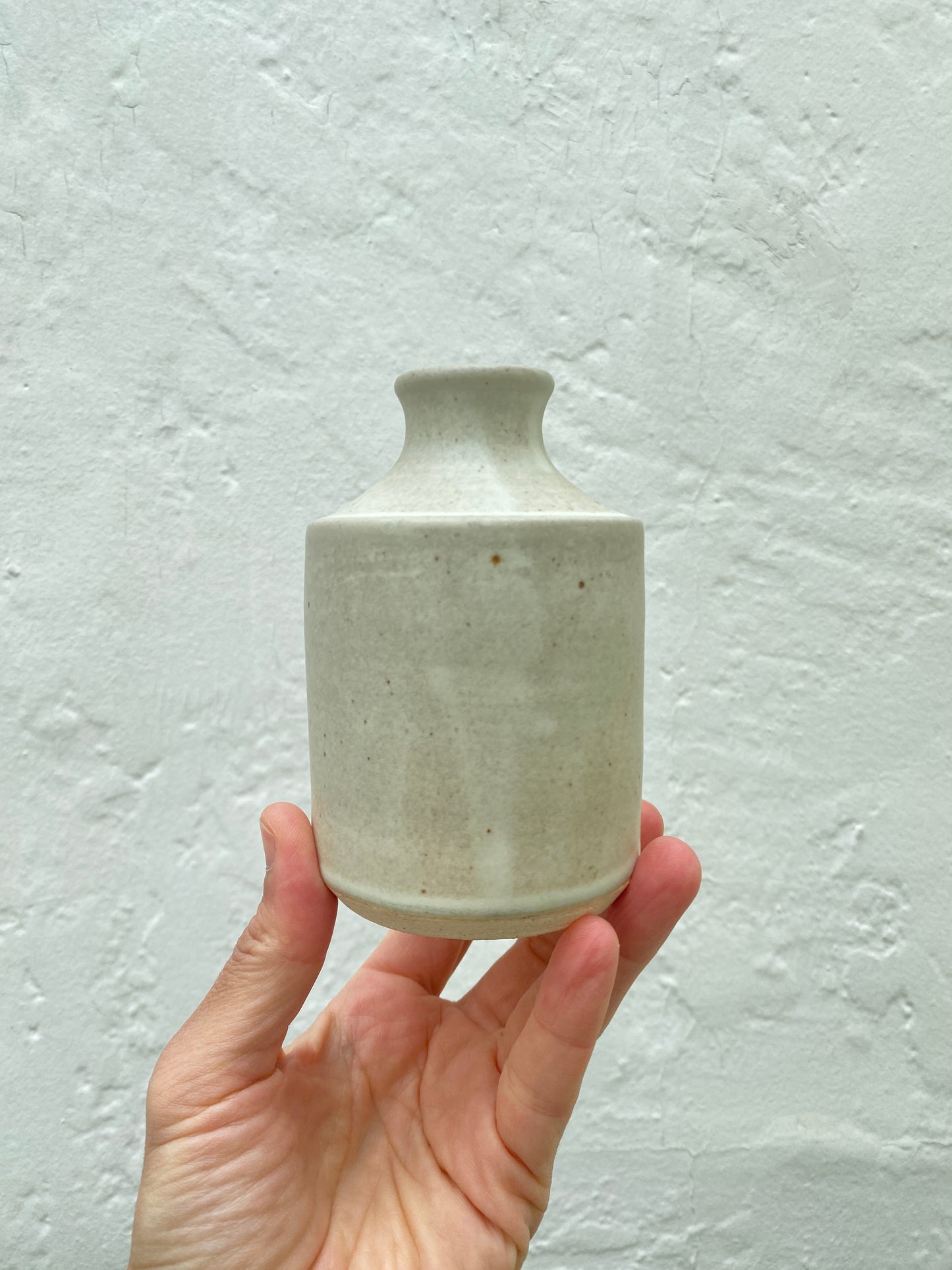 stoneware bud vase - bone