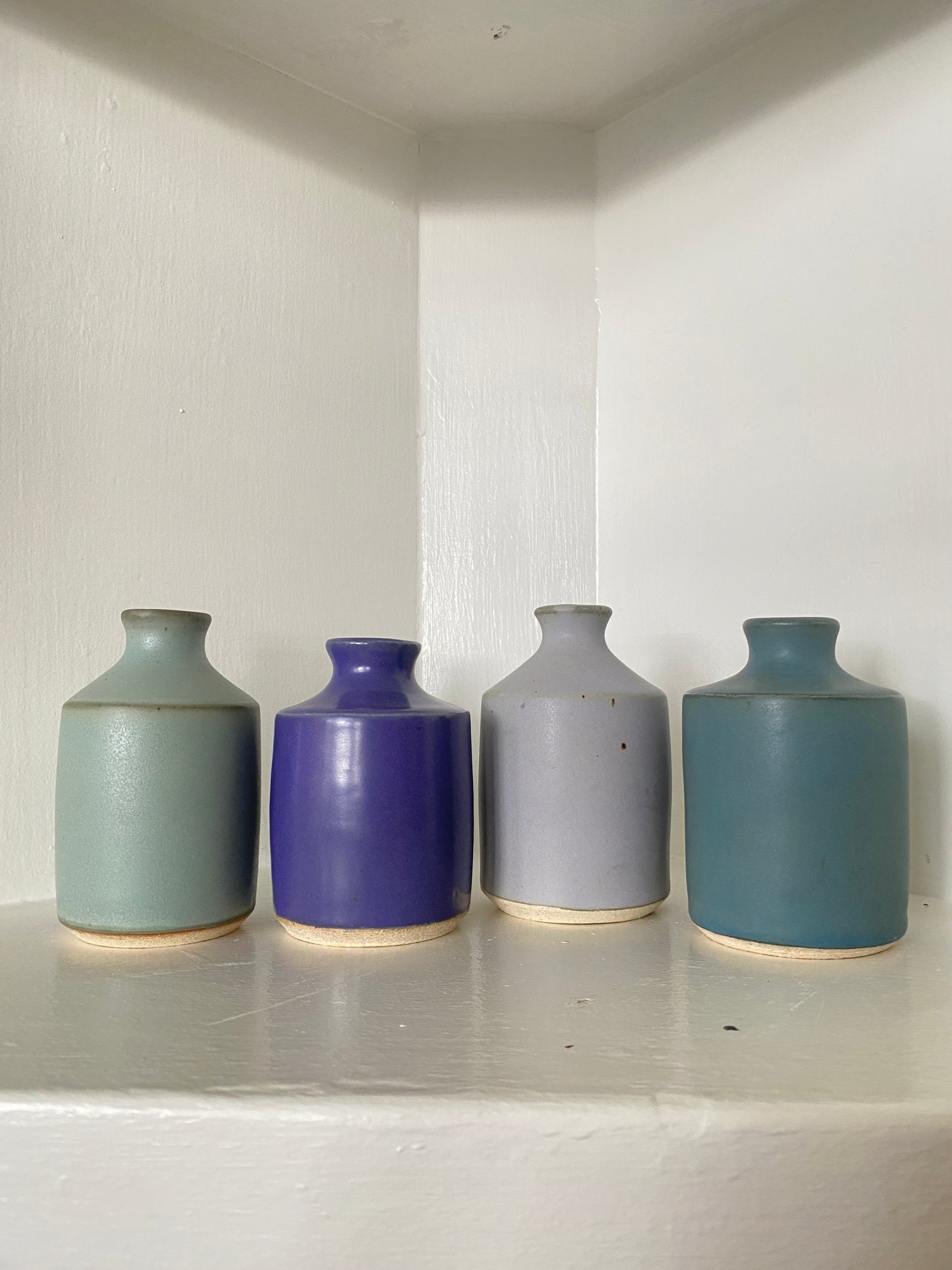 stoneware bud vase - turquoise