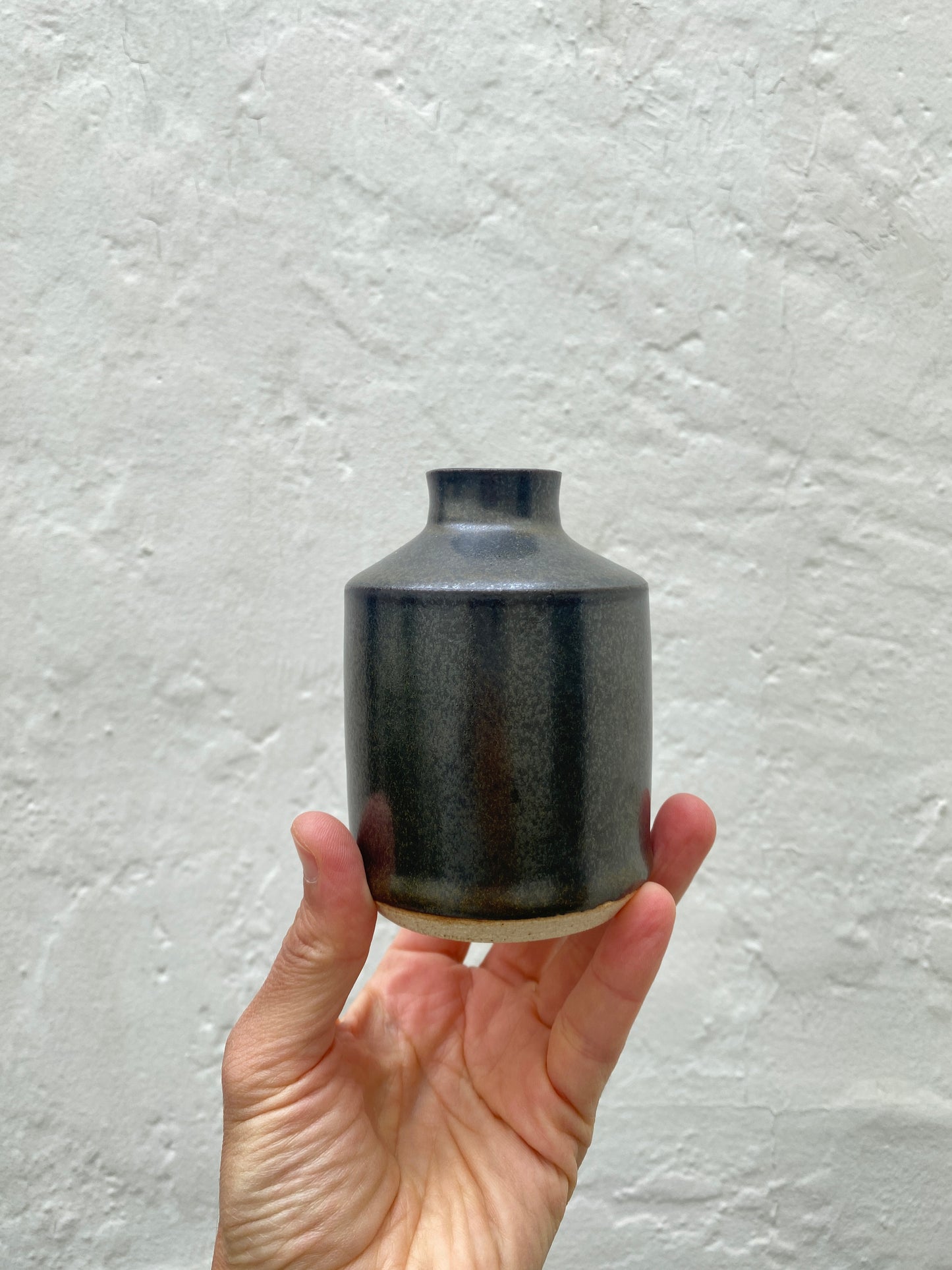 stoneware bud vase - gunmetal