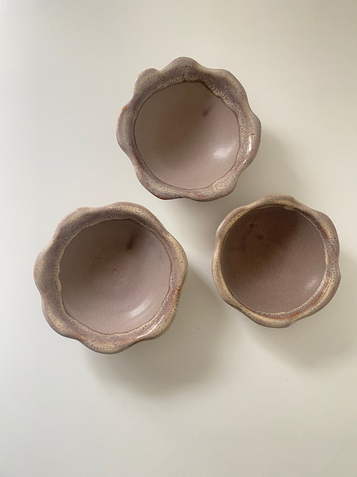 scalloped bowl - dusted lilac